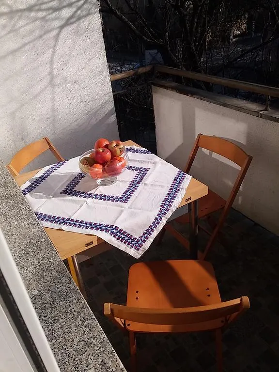 Apartment Almira Póla